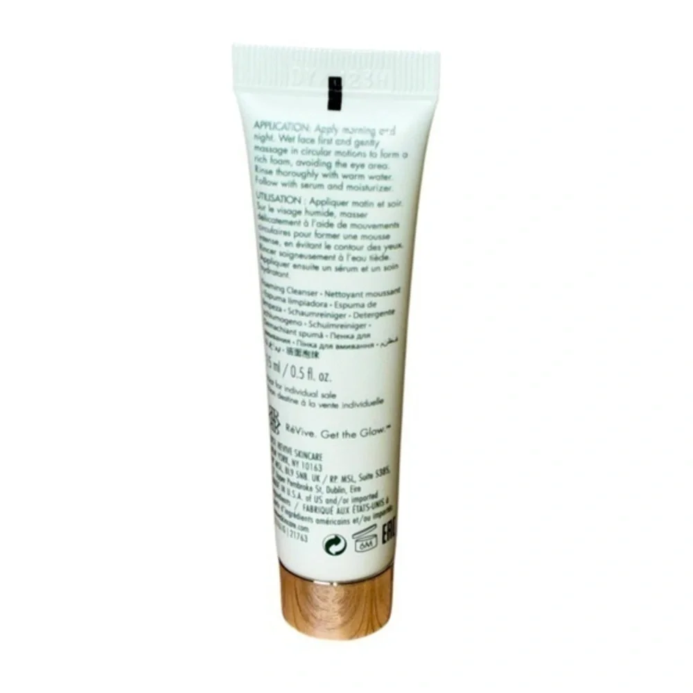 RÉVIVE Foaming Cleanser Enriched Hydrating Wash .59 ounce